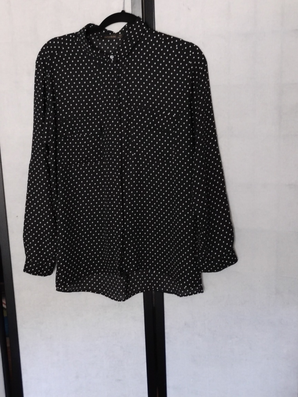 Zara Basic- Beautiful, Elegant Black and white Dotted Blouse Size L